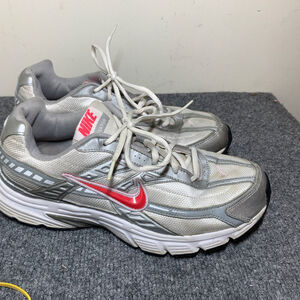 Nike Initiator woman ￼White w/Silver Pink Performance Shoes 395663-101 size 10